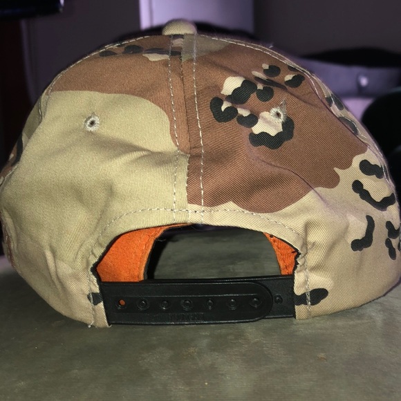 Desert Camo SnapBack - Picture 3 of 7